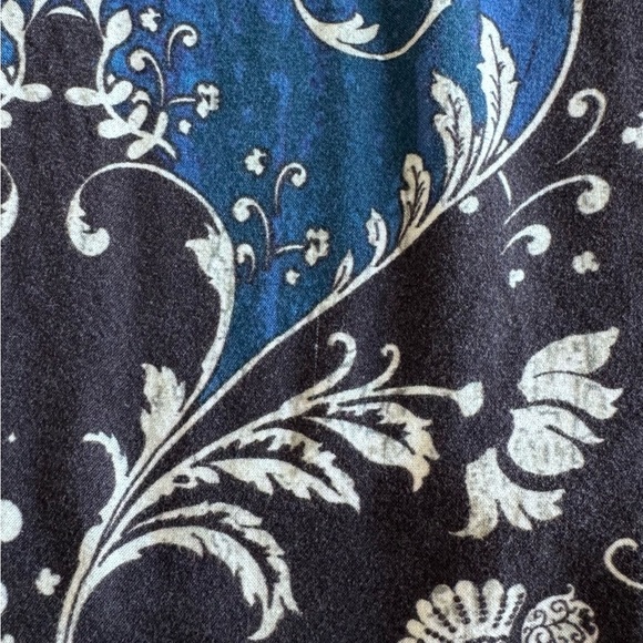 Caite Embroidered Navy Blue Long Sleeve Tunic Top V-Neck Floral Size Medium - Picture 8 of 9